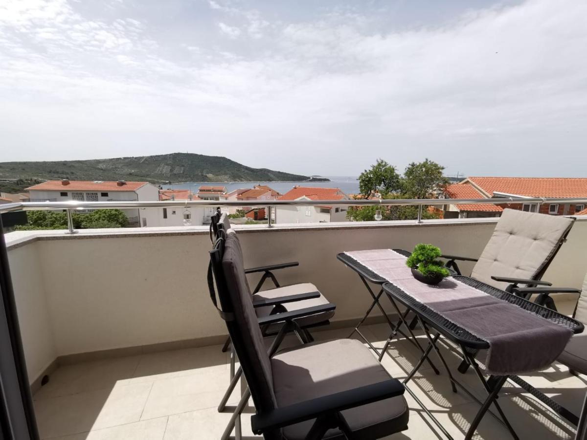 Ristovic Apartman Primošten Kültér fotó