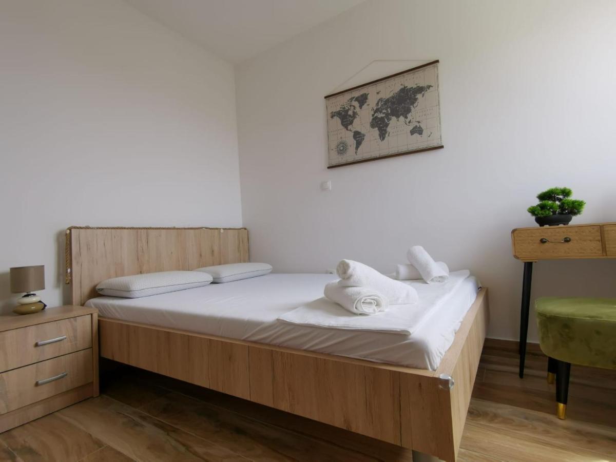 Ristovic Apartman Primošten Kültér fotó
