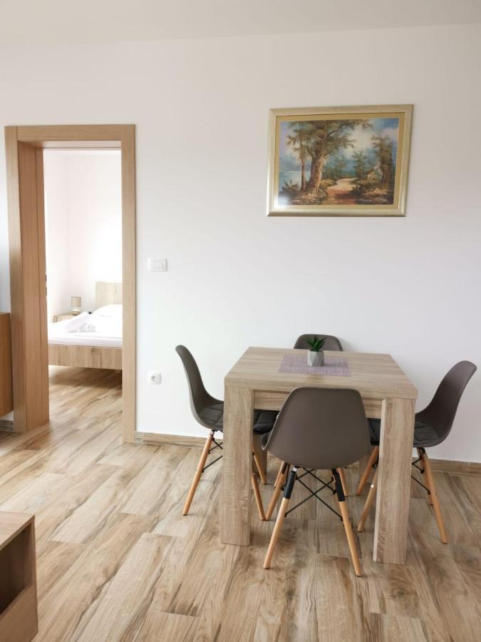 Ristovic Apartman Primošten Kültér fotó