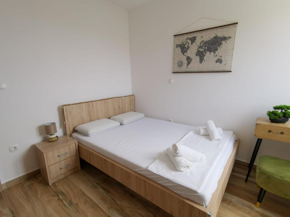 Ristovic Apartman Primošten Kültér fotó